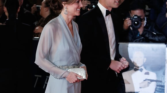 Kate Middleton e Príncipe William vão à première de '007 Spectre' em Londres
