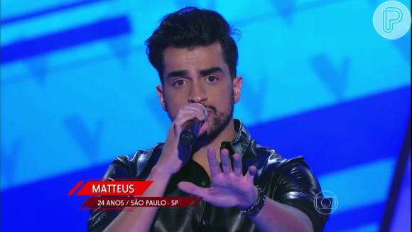 Matteus cantou uma música do ex-técnico da atralção, o Daniel, na última noite de audição às cegas, no 'The Voice Brasil'