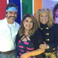Xuxa usa fantasia inspirada em seu visual nos anos 80 em festa de Fabiana Karla