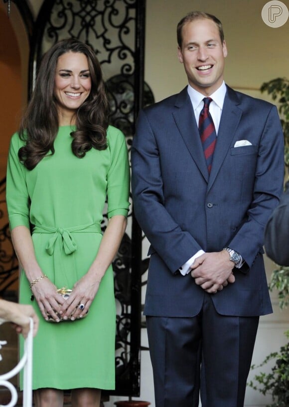 Kate Middleton e o príncipe da Inglaterra William esperam seu primeiro herdeiro, segundo comunicado oficial feito em 3 de dezembro de 2012