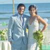 A paixonados, Natália (Daniela Escobar) e Juliano (Bruno Gissoni) se casam em 'Flor do Caribe'