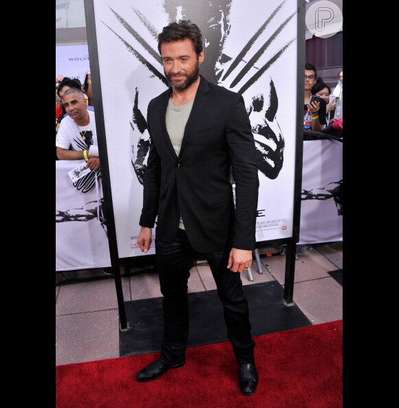 O ator australiano,Hugh Jackman, ficou famoso por interpretar o super-herói Wolverine, da franquia 'X-Men'