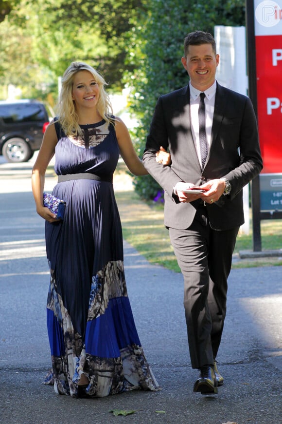 Michael Bublé anunciou a gravidez da esposa, Luisana Lopilato, em janeiro de 2013