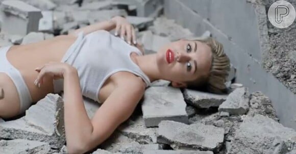 Miley Cyrus diz que não se preocupa com as repercussões de suas performances polêmicas