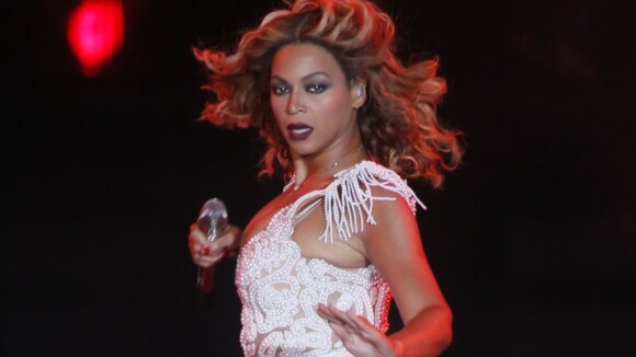 Rock in Rio: Beyoncé Knowles dança funk e empolga público do festival