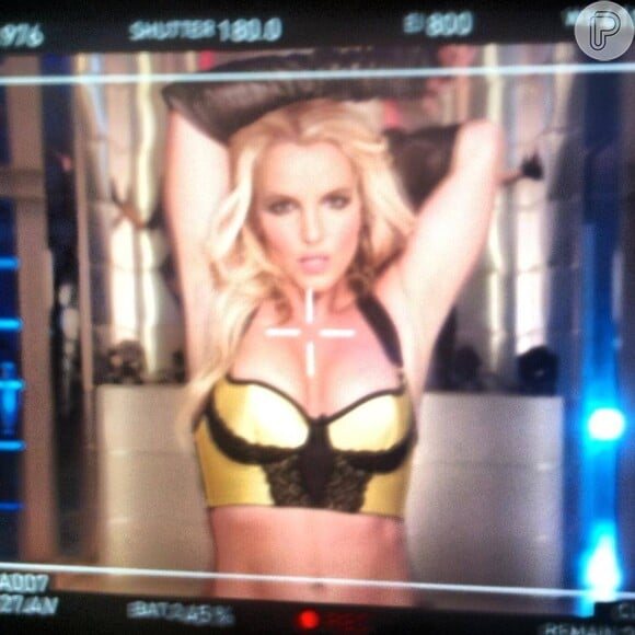 Britney Spears já gravou o clipe de 'Work Bitch' com um figurino um tanto sensual
