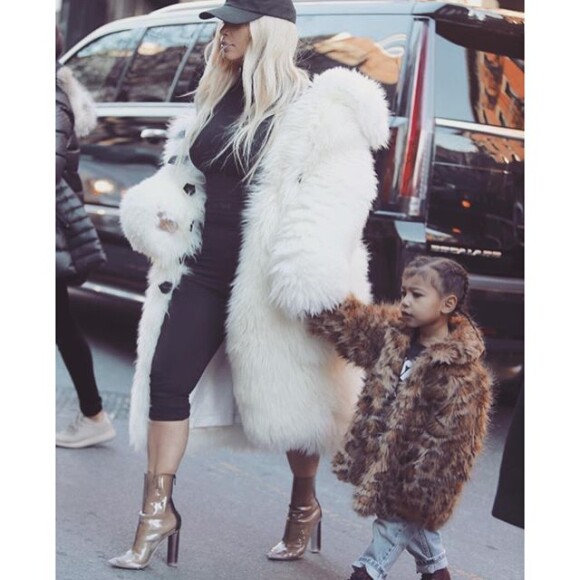 Kim Kardashian também é mãe da pequena North West, de 2 anos
