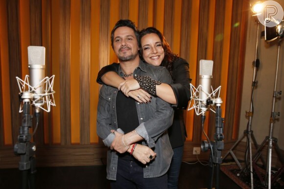 Alejandro Sanz  e Ana Carolina já gravaram um videoclipe juntos