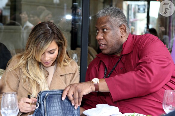 Kim Kardashian almoça com André Leon Talley, jornalista da 'Vogue'