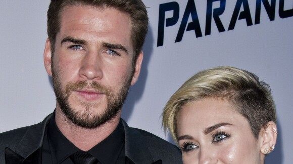Pai de Miley Cyrus sobre término de noivado da filha: 'Mais feliz do que nunca'