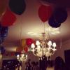 Alexandre Furmanovich decorou a casa com balões de gaz héio