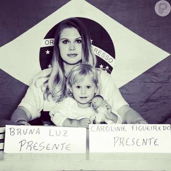 Carolinie Figueiredo já é mãe de Bruna Luz, de 1 ano