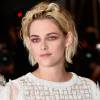 Kristen Stewart badala no Festival de Cannes 2016 para lançar filmes e se destaca por estilo cheio de personalidade