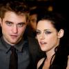 Robert Pattinson e Kristen Stewart estão vivendo um relacionamento aberto