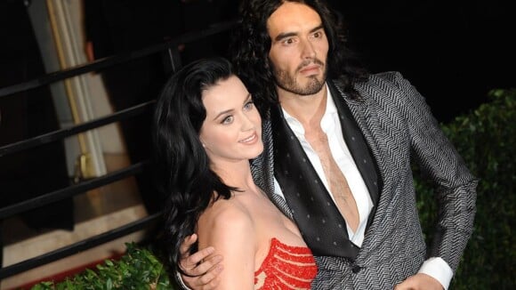 Katy Perry posta foto do namorado, John Mayer, vestido de Papai Noel