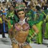 Gracyanne Barbosa estará de volta à Mangueira no Carnaval do ano que vem, noticiou o jornal 'Extra' desta terça-feira (05 de novembro de 2013)