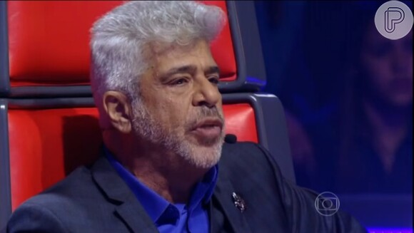 Lulu Santos aperta o botão do 'peguei' e fica com a dupla André e Kadu no 'The Voice Brasil'