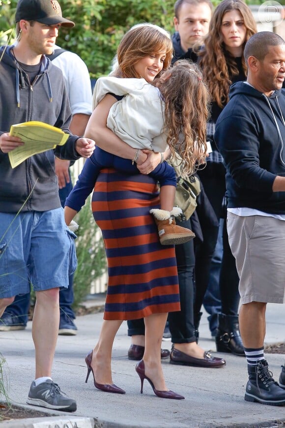 Jennifer Lopez brinca com a filha, Emme, de 5 anos
