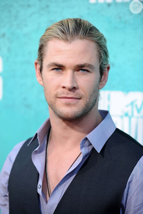 Chris Hemsworth é o ator mais cotado nos chats da internet para protagonizar o filme 'Cinquenta Tons de Cinza', em dezembro de 2012