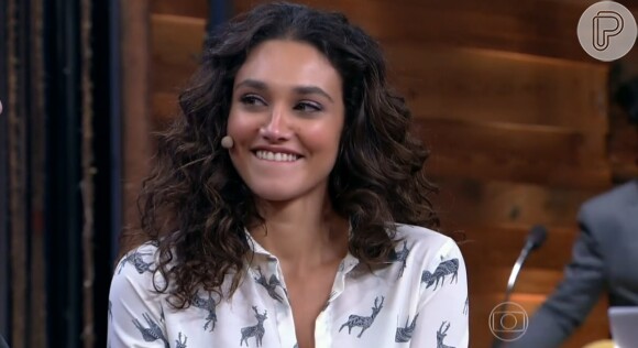 Débora Nascimento participa do 'Vídeo Show' e diz que costuma lavar as cuecas de José Loreto. O programa foi ao ar em 21 de novembro de 2013