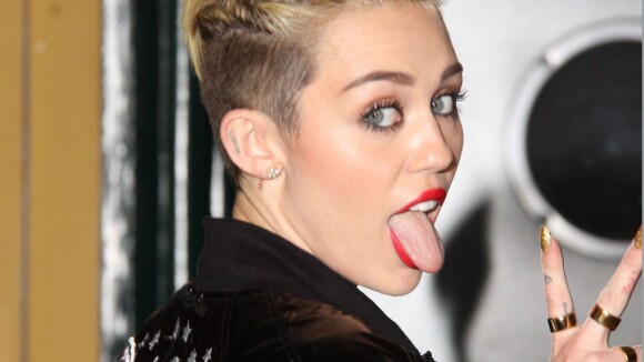 Miley Cyrus faz 21 anos: relembre polêmicas da intérprete de 'Wrecking Ball'