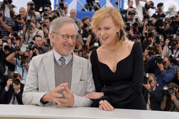 Steven Spielberg posou com Nicole Kidman na última edição do festival de Cannes, realizada no dia 15 de maio de 2013