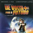  'De Volta Para o Futuro' (1985) se tornou o filme de maior sucesso do ano, com arrecadação de mais de US$ 380 milhões em bilheteria e foi aclamado pela crítica. Steven Spielberg o produziu e a direção foi feita por Robert Zemeckis 
  