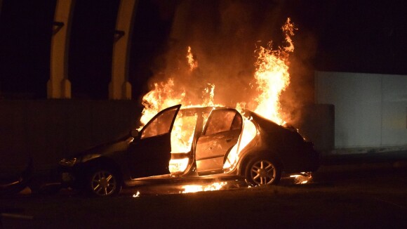 'Amor à Vida': Carro de Glauce pega fogo após capotar e médica morre