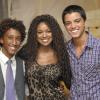Rodrigo Simas posou com Vitor David e Cris Vianna, colegas de elenco na novela 'Fina Estampa', de Aguinaldo Silva