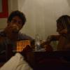 Alexandre Pato e Sohpia curtem noite em pizzaria em Trancoso; namorada do jogador degusta vinho