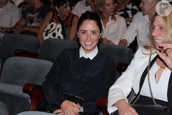 Fernanda Vasconcellos foi uma das convidadas da estreia de "Callas"