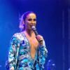Claudia Leitte fez seu primeiro show em Pernambuco no Réveillon e comemorou sucesso de público: '700 mil', escreveu no Instagram
