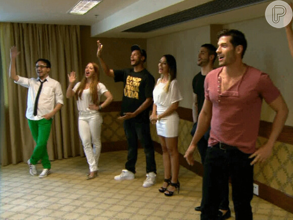 Participantes do BBB 14 se encontram pela primeira vez, horas antes de entrar para a casa do 'Big Brother Brasil'
