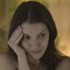 Júlia (Nathalia Dill) não consegue convencer Vanda (Tamara Taxman) a ajudá-la a desmascarar Alex (Caio Paduan), na novela 'Rock Story'
