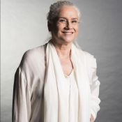 Vera Holtz revela timidez em cenas quentes de novelas: 'Morro de vergonha'