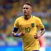 Neymar promoveu com o amigo Robinho o amistoso 'Ousadia x Pedalada' para arrecadar fundos para seu projeto social