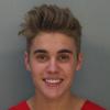 Polícia divulga foto de Justin Bieber preso. Cantor é determinado a pagar fiança de US$ 2500 após ser preso por dirigir embriagado, em 23 de janeiro de 2014