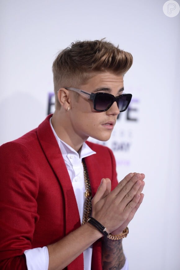 A mãe de Justin Bieber já havia pedido aos fãs que rezassem pelo filho
