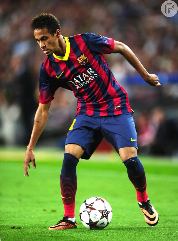 Neymar deve voltar a treinar com os companheiros de time na próxima segunda-feira, 3 de fevereiro de 2014