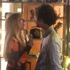 Nicolau (Danilo Mesquita) pede a Marisa (Júlia Rabello) que deixe Luana (Joana Borges) morar com ela, na novela 'Rock Story'