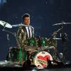 Bruno Mars se apresenta durante o intervalo do Super Bowl 2014 com a participação de Red Hot Chili Peppers, em 2 de fevereiro de 2014