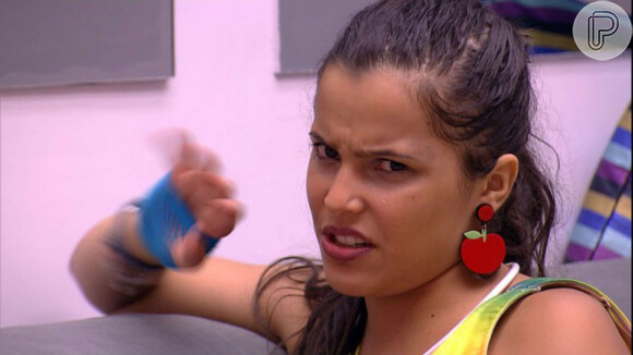 Emilly ficou revoltada com Marcos após cirurgião sugerir que ela ficasse com ele no 'BBB17'