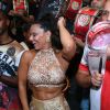 Viviane Araujo investiu em look curtinho para ensaio de Carnaval do Salgueiro neste sábado, 4 de fevereiro de 2017