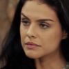 Samara (Paloma Bernardi), cínica, diz para a mãe que tem plano para Léia (Beth Goulart) se livrar de vez de Yana (Luciana Braga), na novela 'A Terra Prometida'