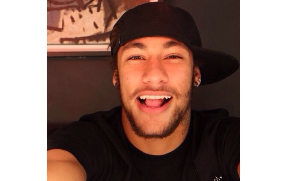 Neymar faz aniversário e ganha os parabéns de amigos famosos nas redes sociais Purepeople Neymar faz aniversário e ganha os parabéns de amigos famosos nas redes sociais Purepeople