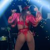 Anitta, que representou o signo de áries, se apresentou com uma fantasia vermelha fio-dental no tradicional Baile da Vogue, realizado no Hotel Unique, em São Paulo, na noite desta quinta-feira, 16 de fevereiro de 2017