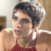 Na novela 'A Lei do Amor', Letícia (Isabella Santoni) descobre volta do câncer após se separar de Tiago (Humberto Carrão)