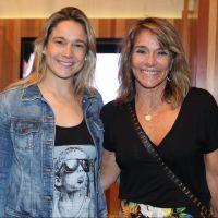 Fernanda Gentil imita a mãe em vídeo e diverte seguidores: 'Só muda o endereço'