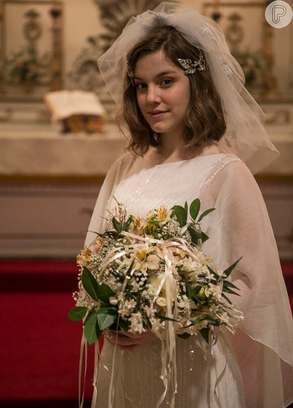 Alice Wegmann se destacou com a personagem Alice na série 'Ligações Perigosas' (2015)