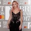 Zara Larsson apostou em um look Dolce & Gabbana, verão 2017, no BRIT Awards, em Londres, Inglaterra, na noite desta quarta-feira, 22 de fevereiro de 2017